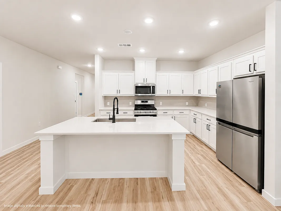 4 bed, 3.0 bath, 2093 sqft, $2,700 — Photo 4