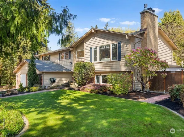 22915 102nd Place SW, Edmonds, WA 98020