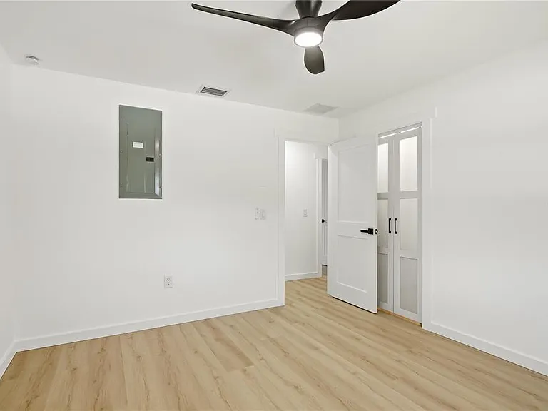1290 Michigan Blvd — Photo 25