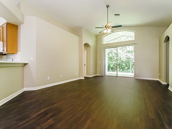 3rd image of 19155 Cypress Green Dr