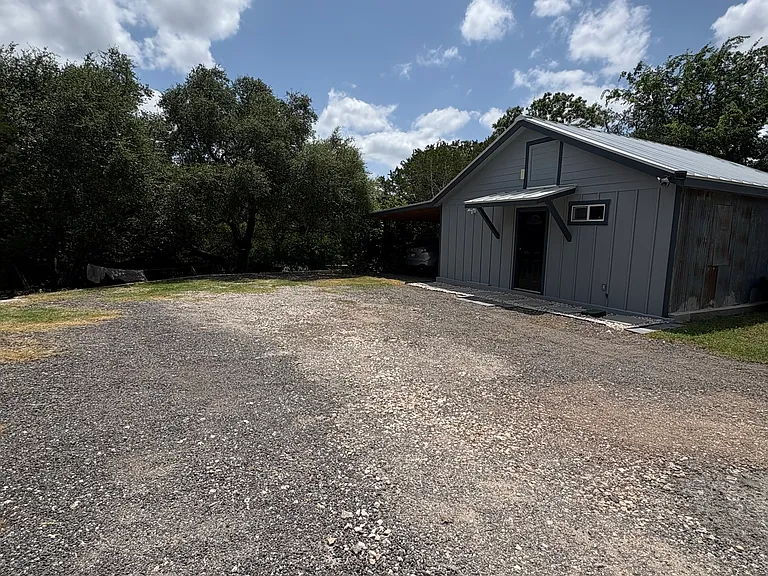 121 Waring Knoll Dr — Photo 1