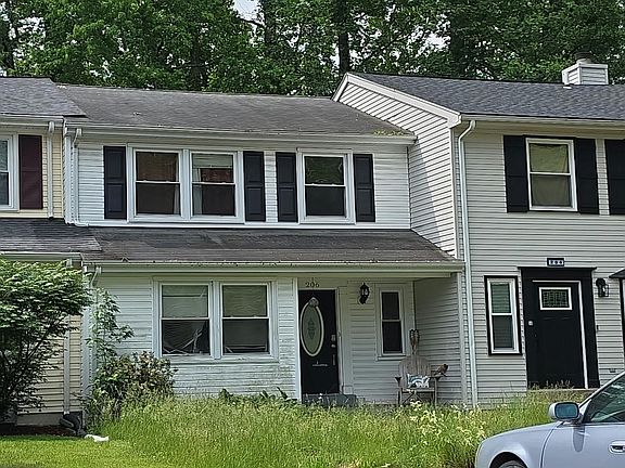 3rd image of 206 Westdale Dr