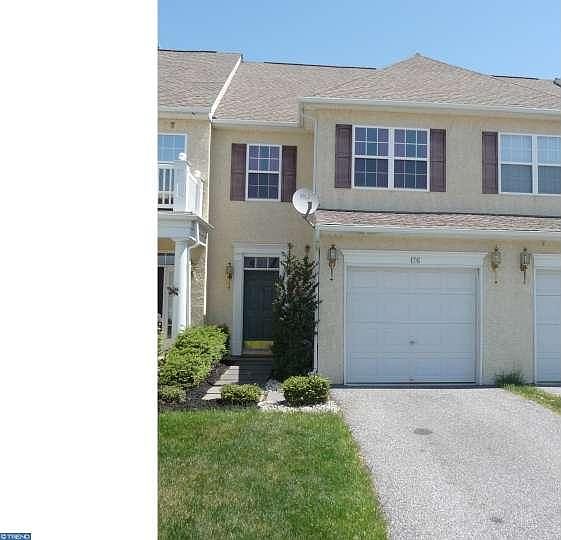 1st image of 176 Gillespie Ave