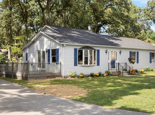 222 Magothy Rd, Pasadena, MD 21122