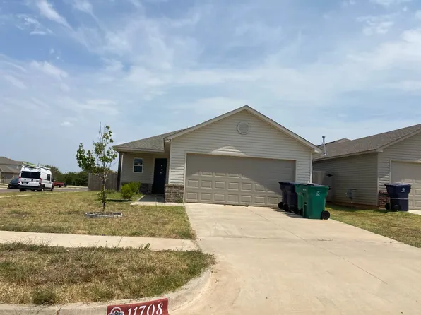 11708 Casey Dr, Yukon, OK 73099