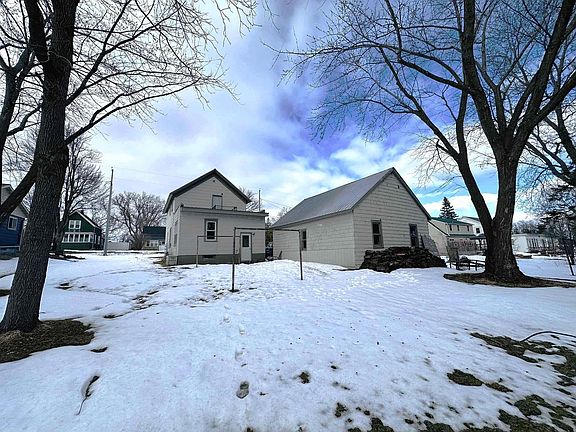 3rd image of 818 WESTERN STREET