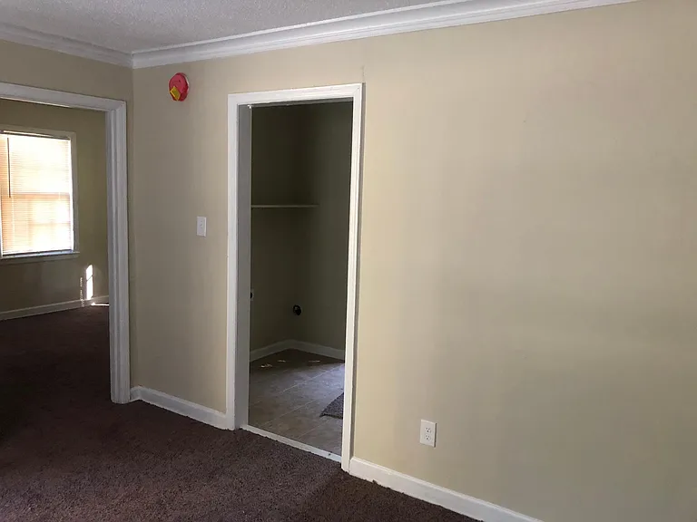 1423 Oberle Ave — Photo 19