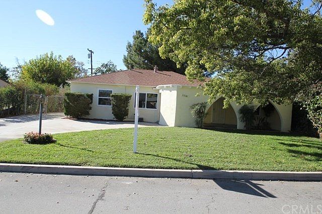 1st image of 3338 N Alameda Ave