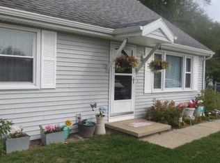 8137 W Baldwin Ave, Watervliet, MI 49098