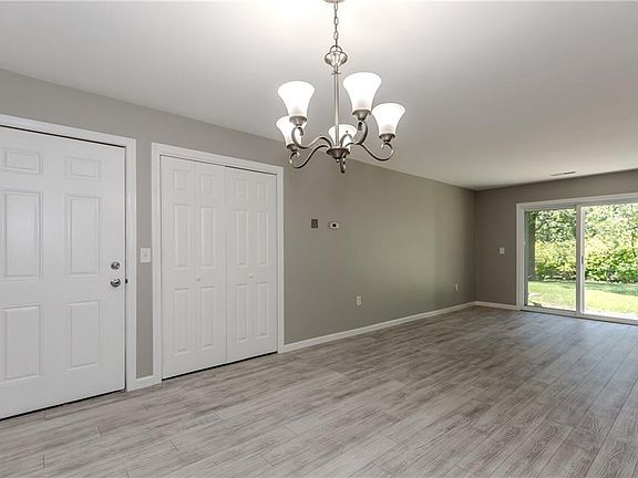 3rd image of 130 Fordson Ave APT 3