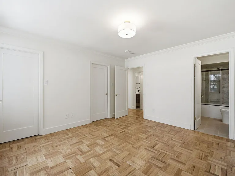 1310 Jones Street — Photo 122