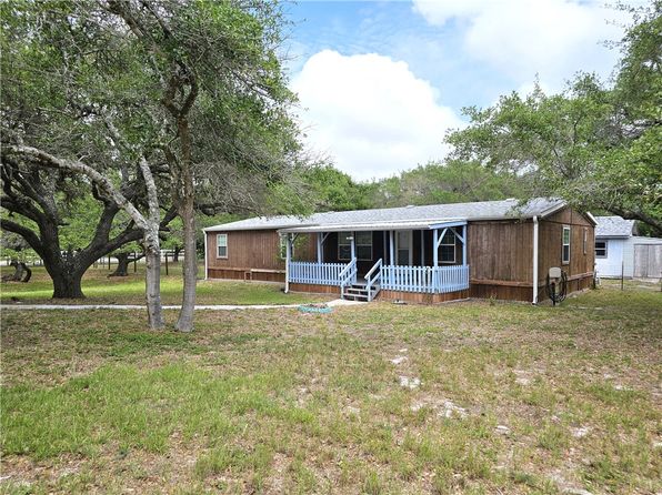 1647 W Beasley Ave, Aransas Pass, TX 78336