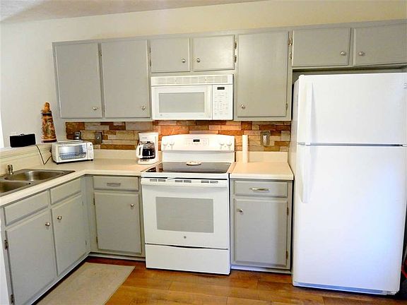 4th image of 276 Meigs Dr