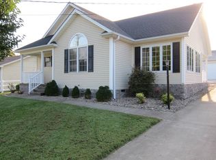 416 2nd St, New Haven, KY 40051