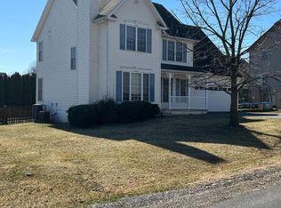 101 Clemson Ln, Falling Waters, WV 25419