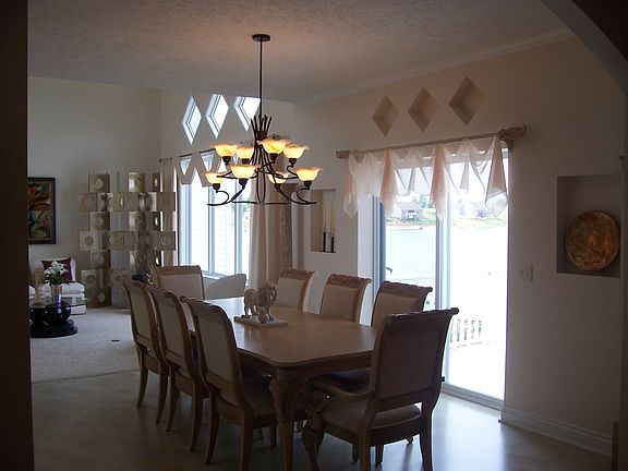 Formal dining room