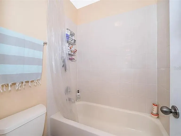 5310 Horton Ln — Photo 24