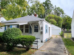 2832 S 4th St, Southern View, IL 62703