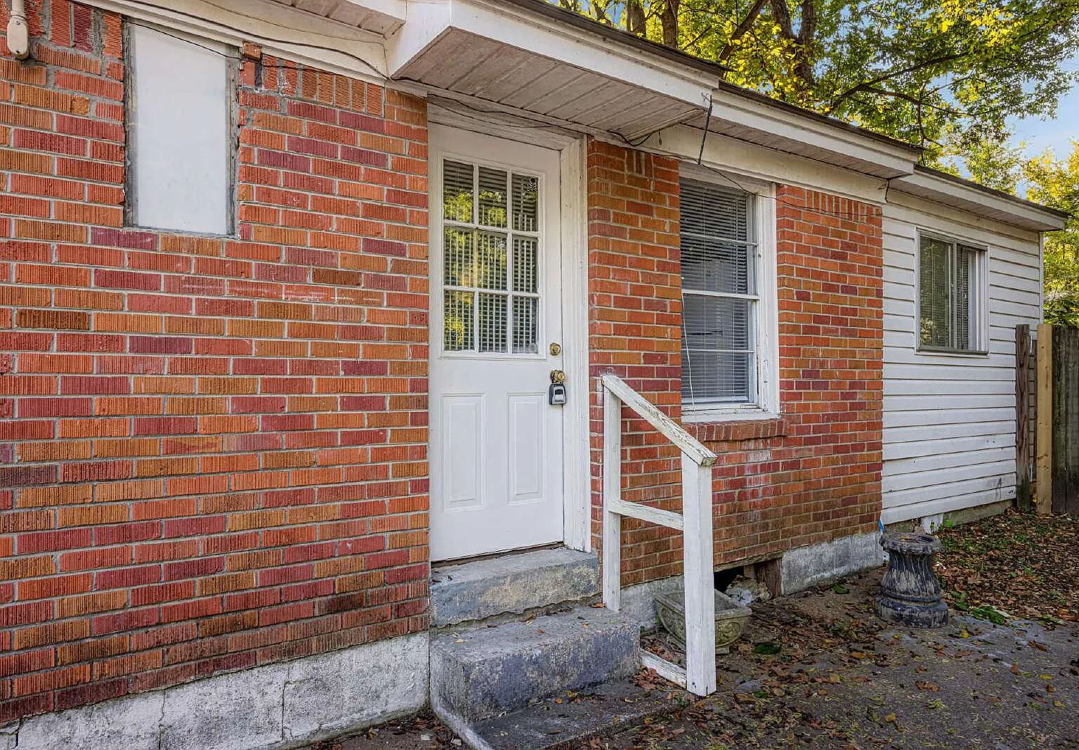 1 bed, 1.0 bath, 597 sqft, $750 — Photo 1