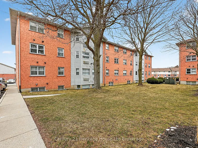 64 Hiawatha Rd #35 — Photo 4