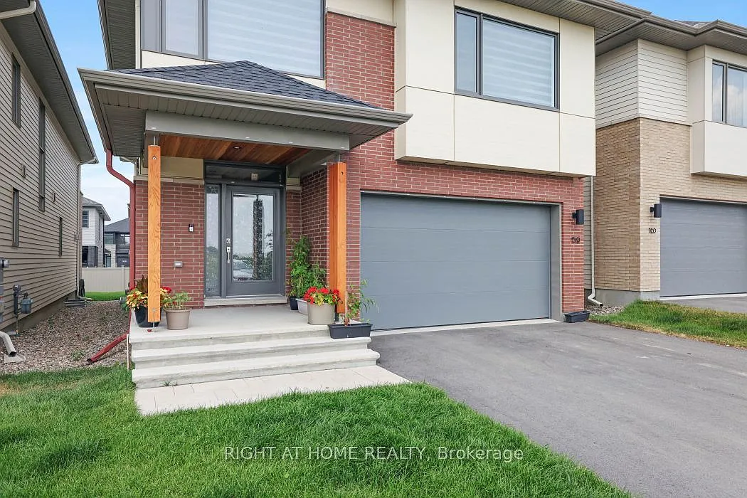 2 bed, $1,800 — Photo 2