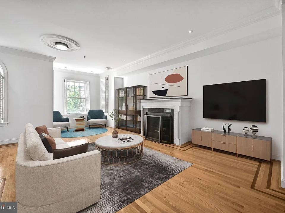 1319 Euclid St NW #3