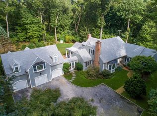 12 Matinecock Farms Rd, Glen Cove, NY 11542