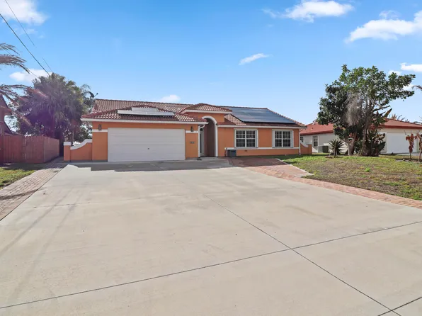 152 NE Twylite Ter, Port Saint Lucie, FL 34983
