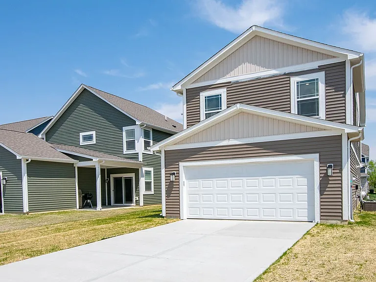 2606 Plano Dr — Photo 3