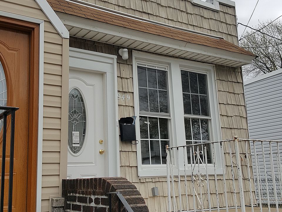 2nd image of 949 E 96th St