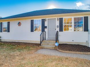 20 Sullivan St, Chicopee, MA 01020