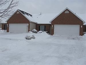 1st image of 876 Oakbrook Dr