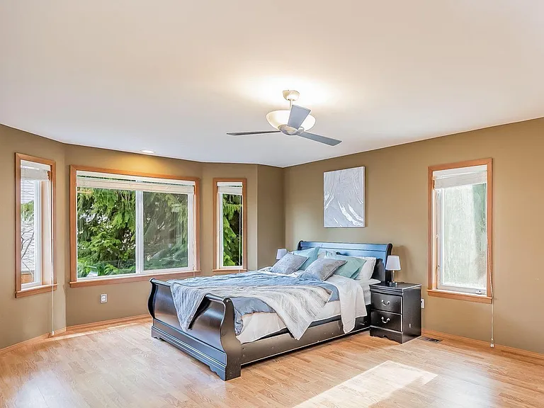 18203 NW Montreux Dr — Photo 6