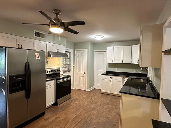 5th image of 5138 Whitehall Ave
