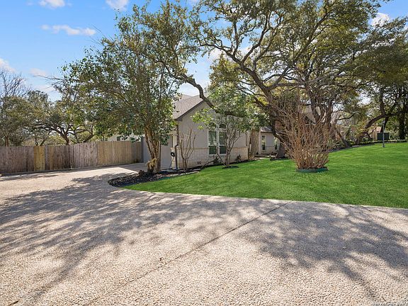 2nd image of 8234 Plum Valley