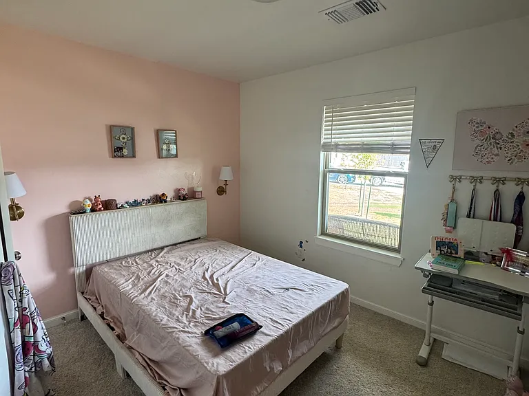 261 Megan Ln — Photo 10