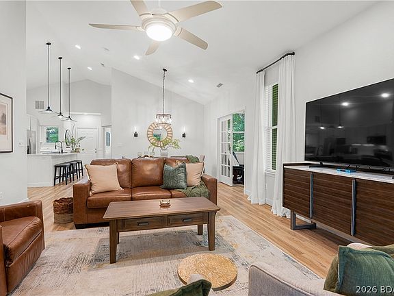 5th image of 306 Green Trails Ct