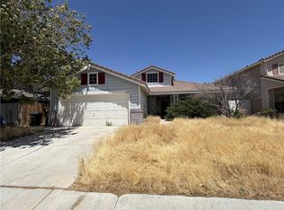 43228 Vineyard Dr, Lancaster, CA 93535