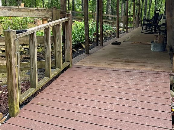 5th image of 360 Joe Barnett Rd