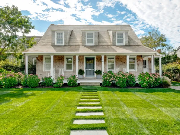16 Black Fish Ln, Nantucket, MA 02554