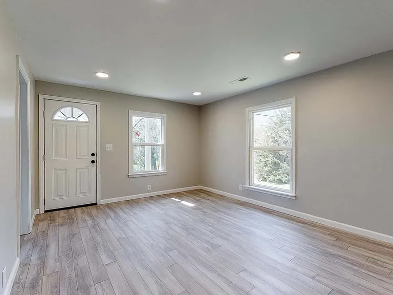 2327 Whites Creek Pike — Photo 9