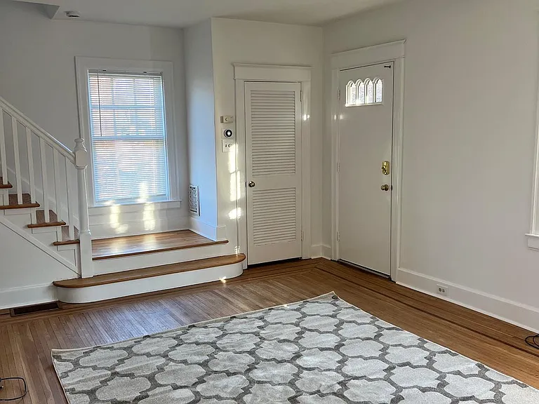 2505 Cumberland Ave — Photo 5