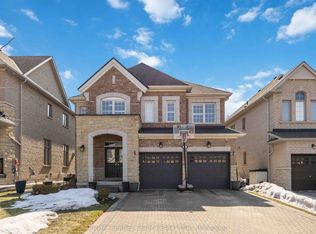 111 Braebrook Dr, Whitby, ON L1R 0M9