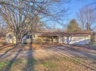 8415 S Jackson Rd, Clarklake, MI 49234