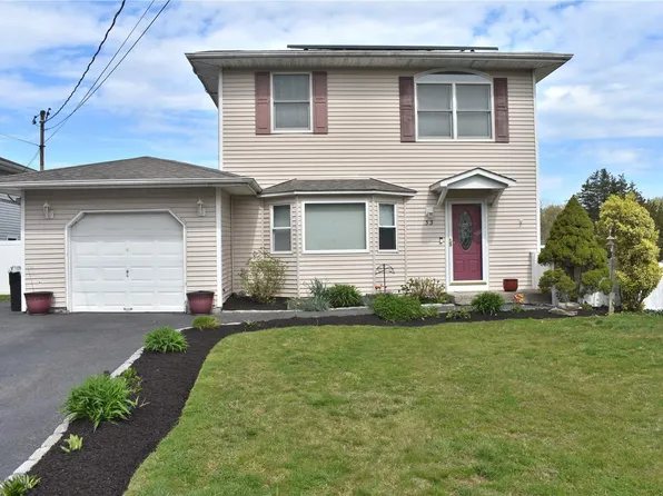 33 Matice Place, Ronkonkoma, NY 11779