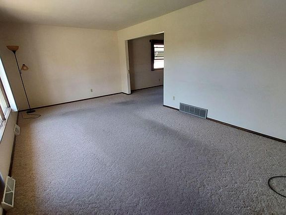 5th image of 8030 S Waring DRIVE