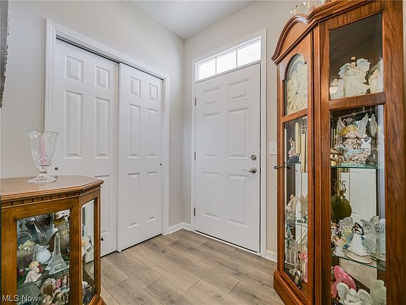 2nd image of 3526 Coopers Trail