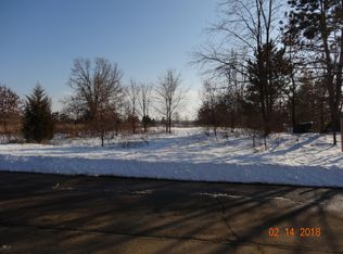 27 Auburn Rd, Hastings, MI 49058