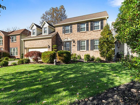 3rd image of 3837 Barnard Dr