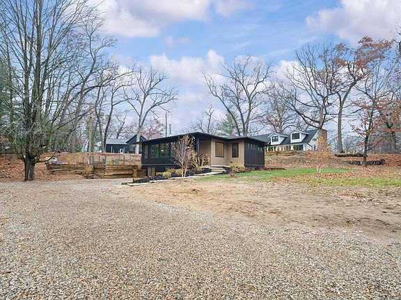 5th image of 18790 Parkview Dr